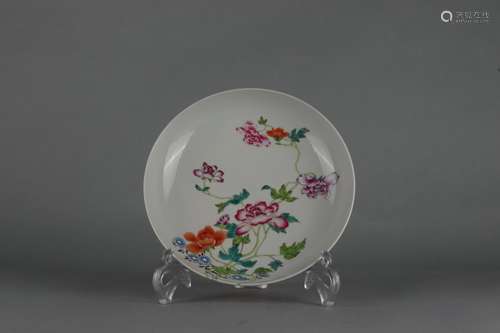 Famille Rose Dish with Floral Design, Tongzhi Reign Period, ...