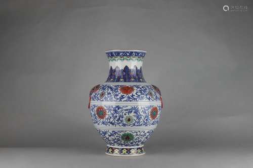 Blue-and-white Contrasting Colored ZUN-vase with Gold Outlin...