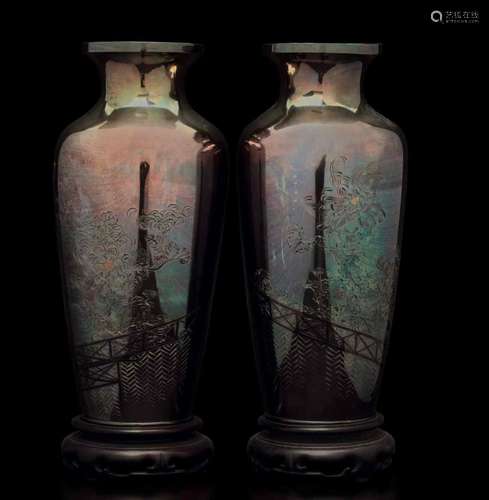 (1868-1912) Two silver vases, Japan, Meiji period