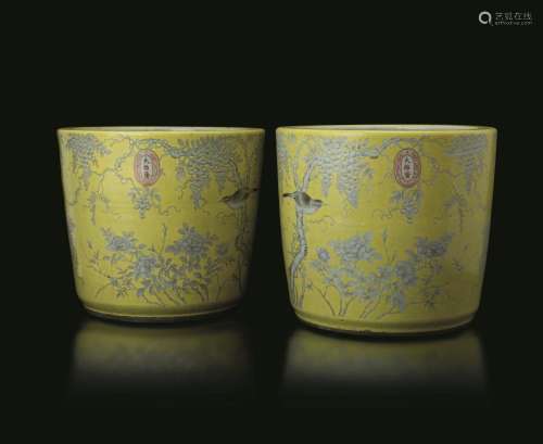Two porcelain cachepots, China, Qing Dynasty