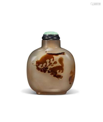 A SHADOW AGATE SNUFF BOTTLE