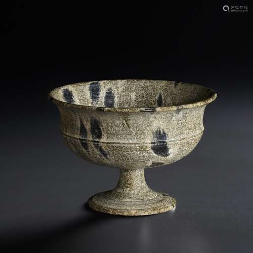 A STEATITE STEM CUP