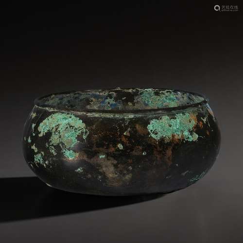 A LARGE BRONZE BOWL