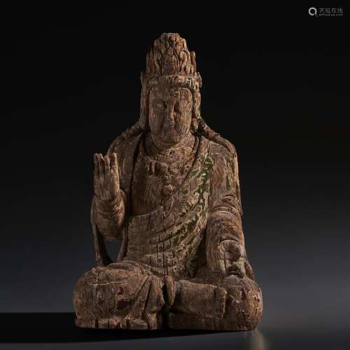 A WOOD FIGURE OF SEATED GUANYIN