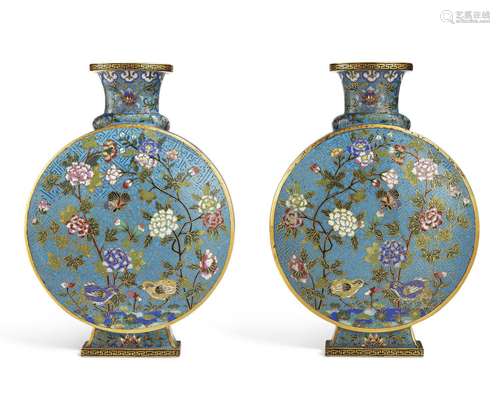 A PAIR OF CLOISONNÉ ENAMEL MOON FLASKS