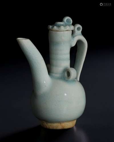 A SMALL QINGBAI EWER-FORM WATER DROPPER AND COVER