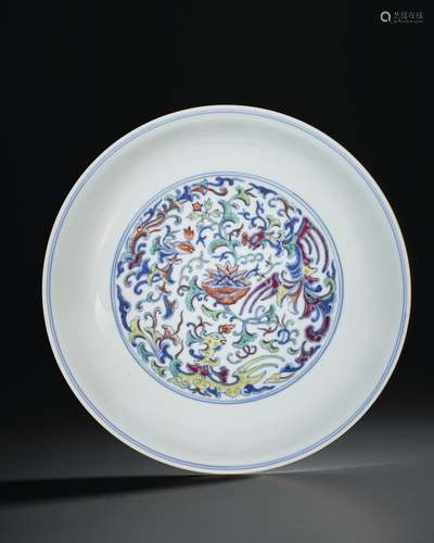 A DOUCAI 'PHOENIX' DISH