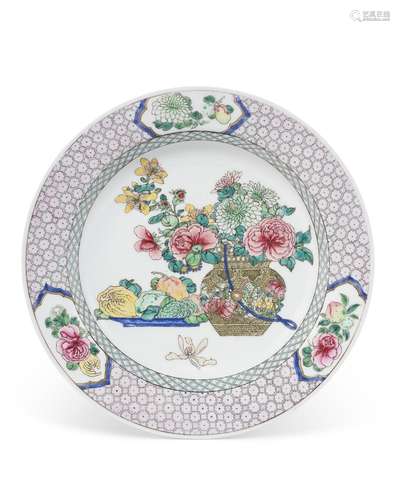 A FAMILLE ROSE 'EGGSHELL' DISH