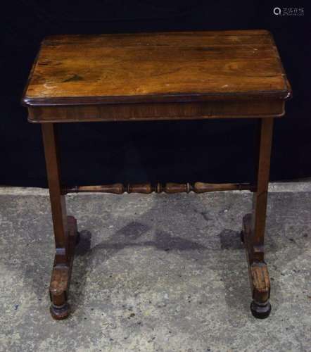 A small antique oak wooden side table 70 x 40 x 64 cm