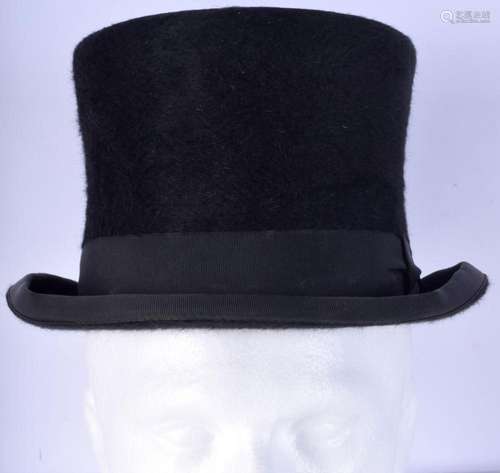 A Cierra pure felt top Hat . Size 62 .