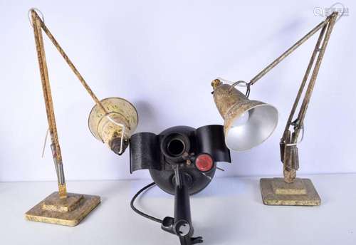 Pair of vintage Anglepoise lamps together with a leitz wetzl...