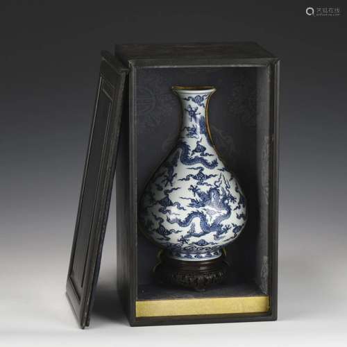 MING BLUE & WHITE JADE JAR PLUM BOTTLE VASE