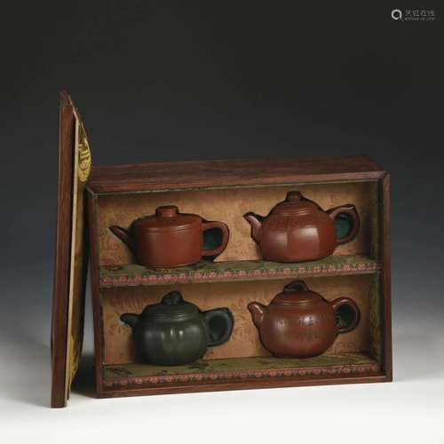 SET OF 4 ZISHA PURPLE CLAY TEA POTS IN BOX