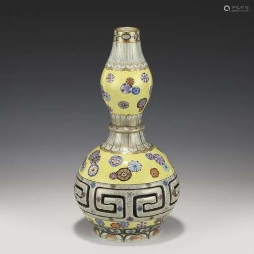 QING GUANGXU HOLLOW BOTTLE