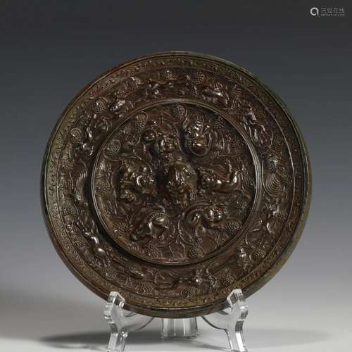 EASTERN HAN DYNASTY BRONZE MIRROR