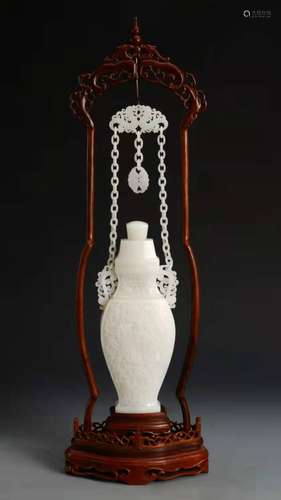 He Tian Jade Bottle