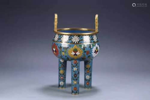 Cloisonne Three Feet Furnace with the Pattern of Flowers