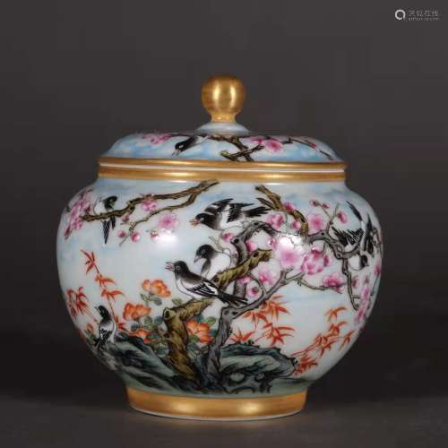 Famille Rose Cover Pot with the Pattern of Magpie and Tree i...