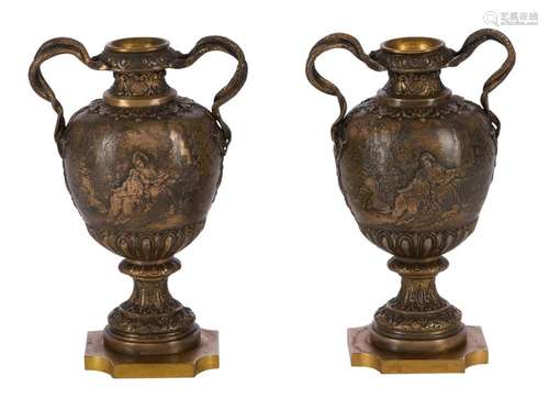 A PAIR OF NEOCLASSICAL MINIATURE URNS LATE 19TH CENTURY