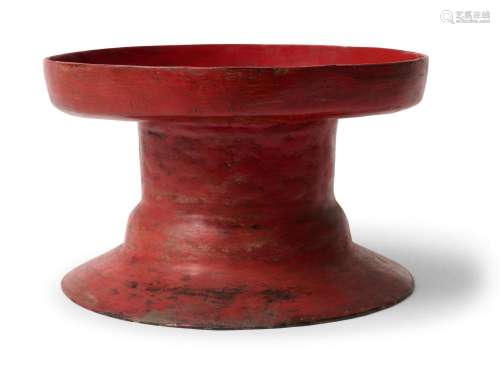 A BURMESE RED LACQUER TEMPLE OFFERING TRAY SHAN STATES (1555...