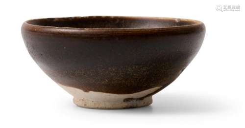 A CHINESE IRON-GLAZED TEA BOWL YUAN DYNASTY (1279-1368)