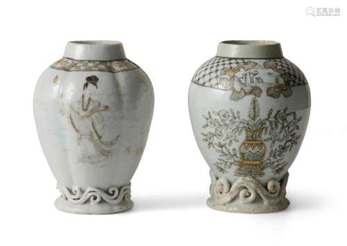 TWO CHINESE EXPORT GRISAILLE DECORATED TEA CADDIES QIANLONG ...