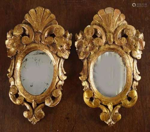 PAIR OF SMALL GILT FRAMED MIRRORS