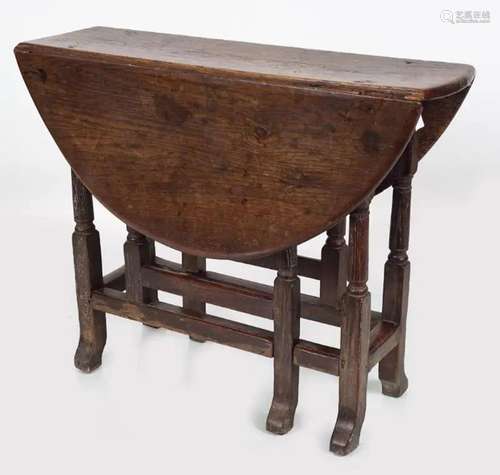 18TH-CENTURY OAK GATE LEG TABLE