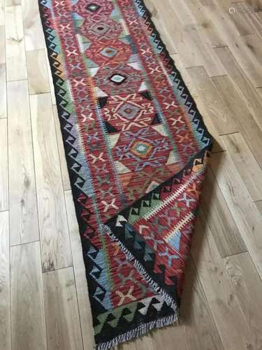 CAUCASIAN FLAT WEAVE RUNNER