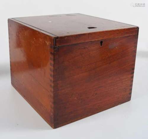 19TH-CENTURY MAHOGANY BOX