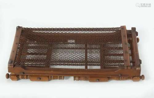 19TH-CENTURY MODEL CAMPAIGN BED