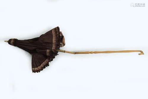 VICTORIAN FOLDING PARASOL