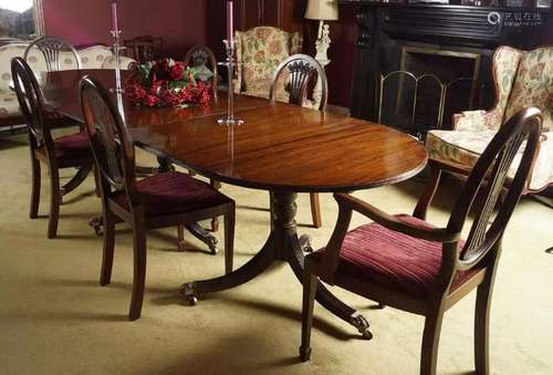 REGENCY STYLE MAHOGANY DINING TABLE