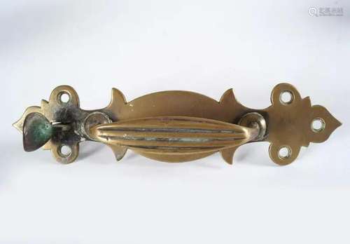 VICTORIAN BRASS LATCH HANDLE