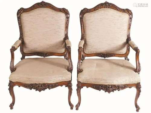 PAIR OF CARVED MAHOGANY GAINSBOROUGH CHAIRS