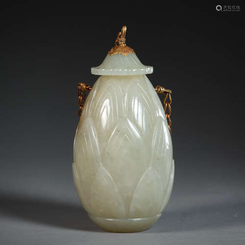 Chinese Yuan Dynasty Hetian jade lotus vase