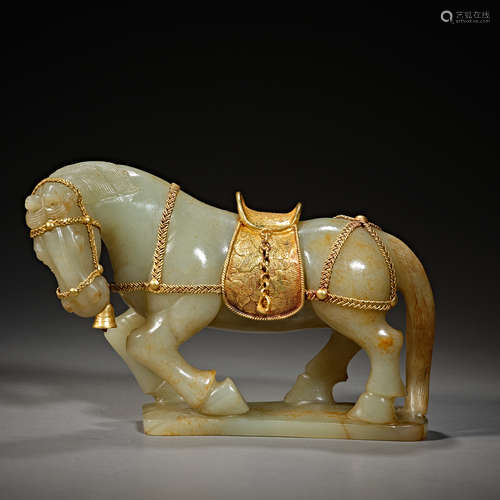 Chinese Qing Dynasty Hetian jade gilt horse