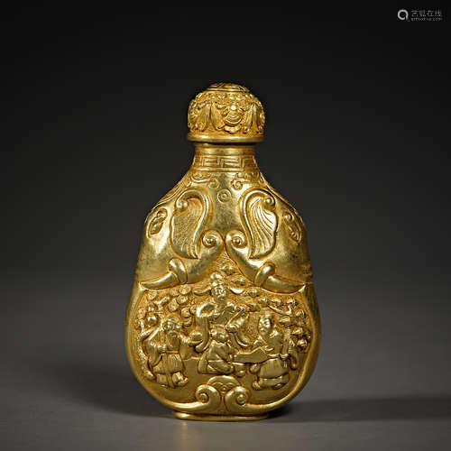 Pure gold Chinese snuff bottle from the Qing Dynasty