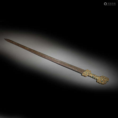 Chinese Han dynasty gold hilt sword