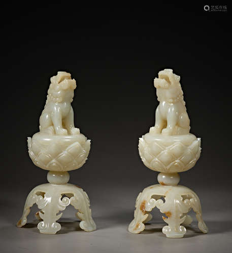 Hetian jade incense burner from Qing Dynasty