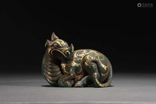 Animal Decoration with Gold Inlaid