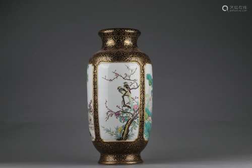 Cobalt Blue Glazed ZUN-vase with Gold Outlining, Flower and ...