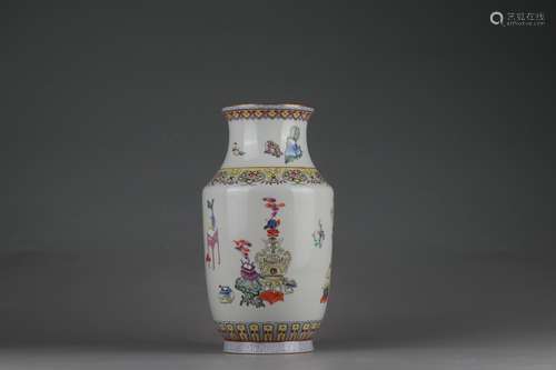 Famille Rose Vase with Flower Design, Qianlong Reign Period,...