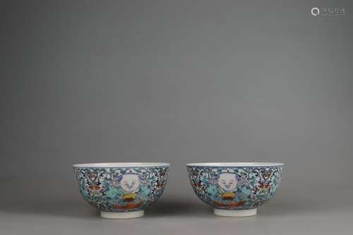 A Pair Contrasting Colored Bowls, Guangxu Reign Period, Qing...