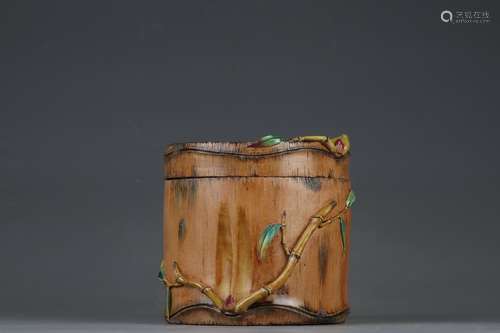 Imitation Wood Grain Glazed Covered Jar, Qianlong Reign Peri...