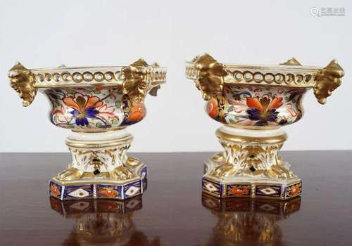 19TH-CENTURY CROWN DERBY POT POURRI