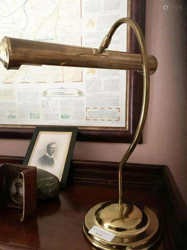 EDWARDIAN BRASS SCHOLAR'S LAMP