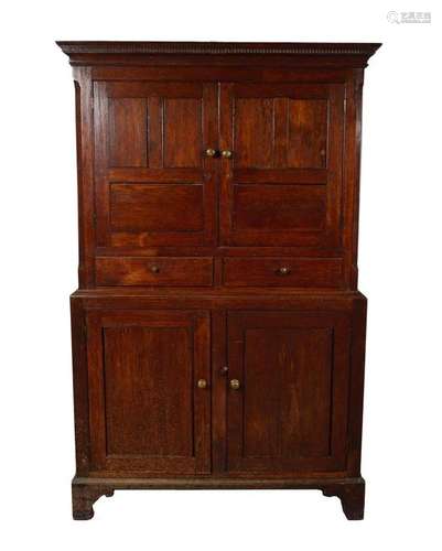 18TH-CENTURY OAK CUPBOARD