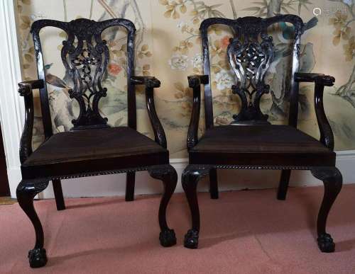 PAIR OF DUBLIN CHIPPENDALE CARVERS