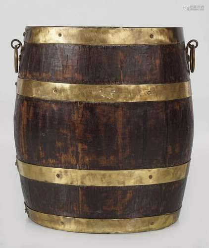 EDWARDIAN OAK BRASS BOUND BARREL